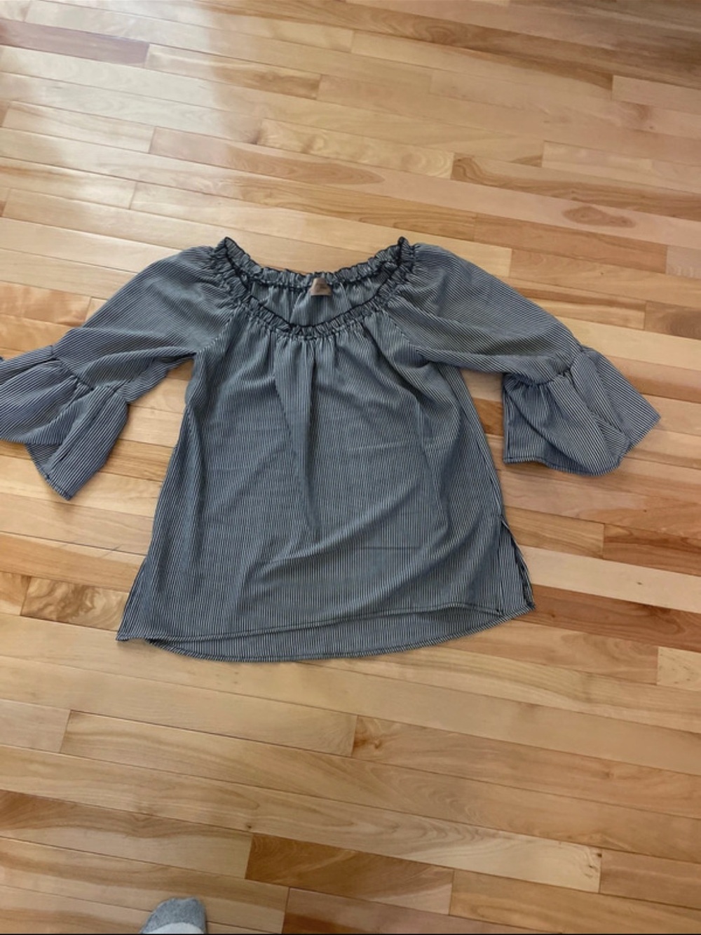 Off-Shoulder Bell Sleeve Top